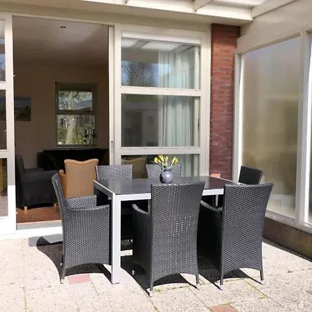 Comfortable Family Near *